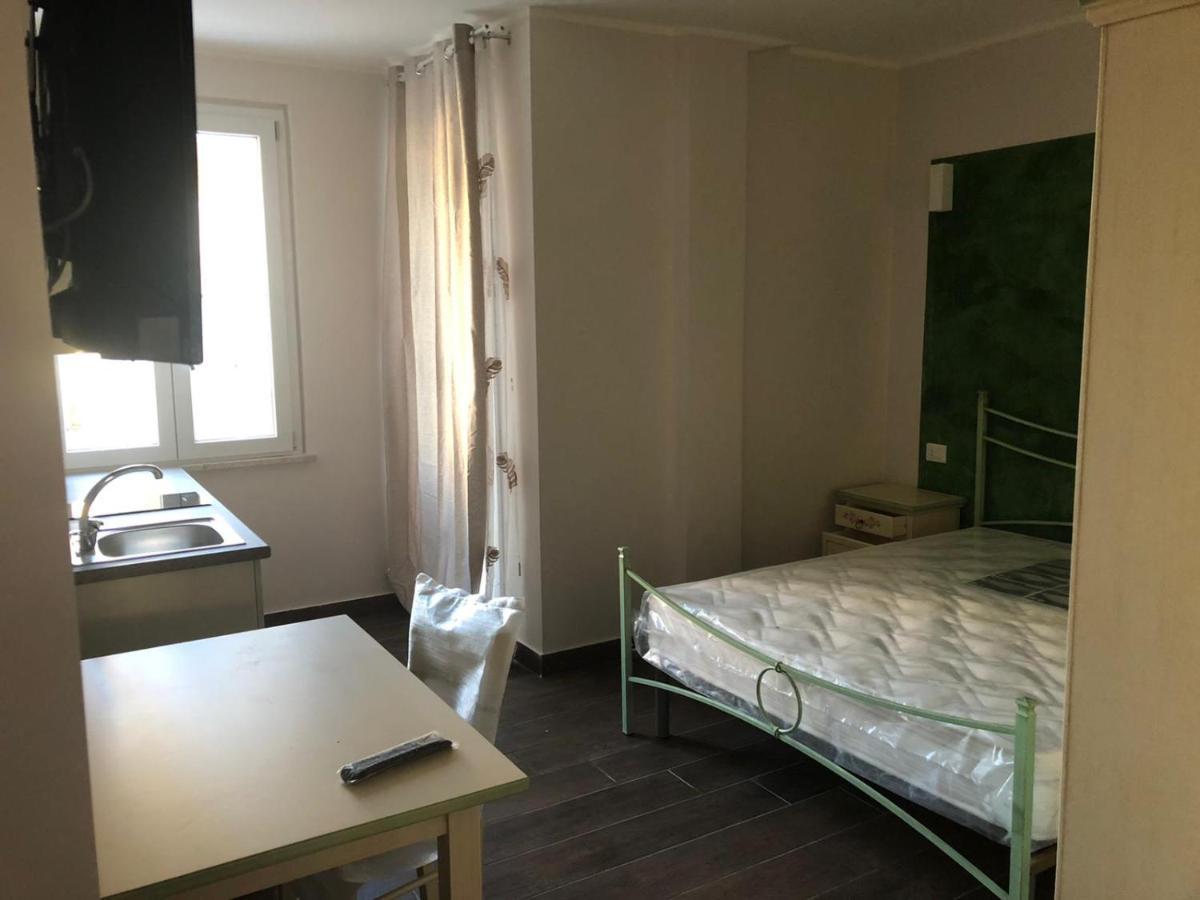 Via Cagliari Lägenhet Catanzaro Exteriör bild
